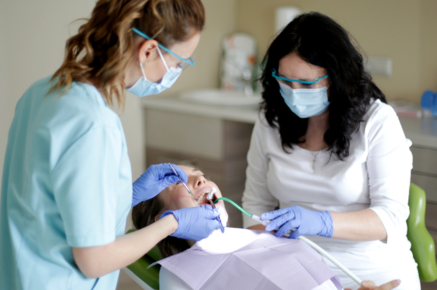Steps To Follow When a Dental Emergency Occurs Steps To Follow When a Dental Emergency Occurs