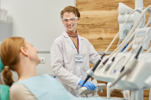 What to Do Before Visiting an Emergency Dentist in Katy